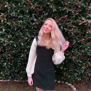 Meet your Posher, Kelli